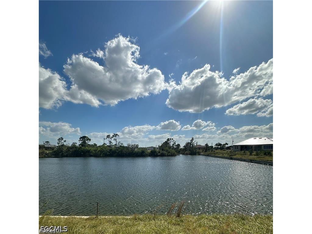 1800 NW 30th Terrace Cape Coral FL 33909 2026028920 image1