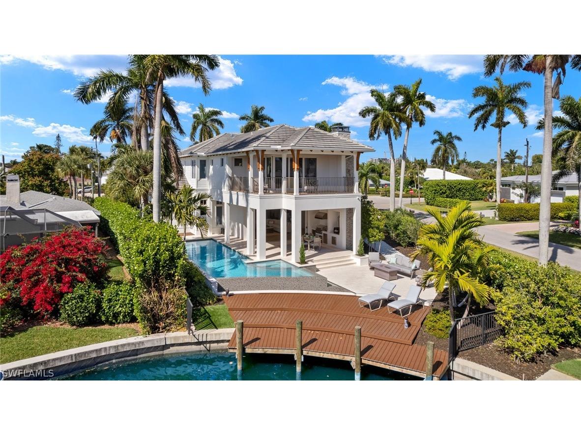 1800 Snook Drive Naples FL 34102 224054113 image1