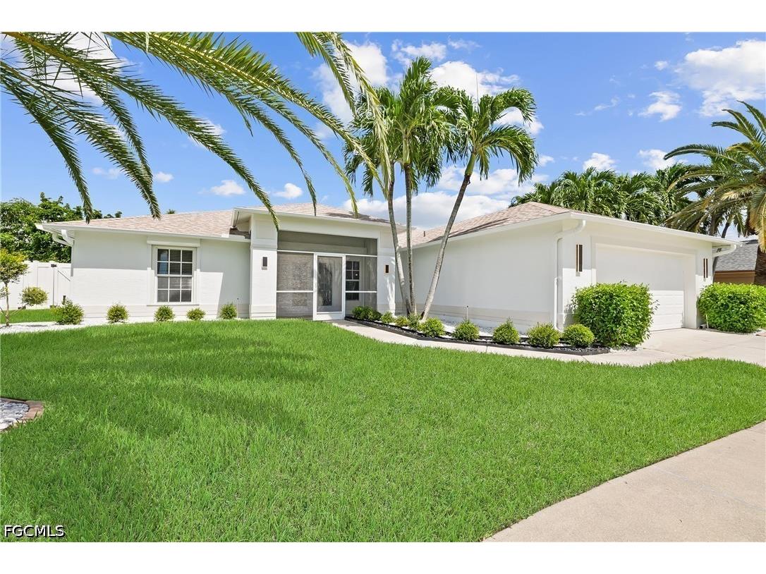 1801 Everest Parkway Cape Coral FL 33904 2026028931 image1