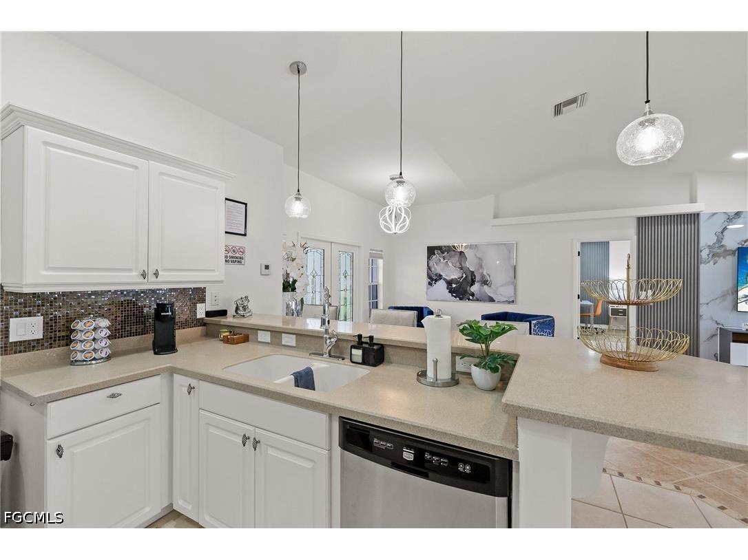 1801 Everest Parkway Cape Coral FL 33904 2026028931 image10