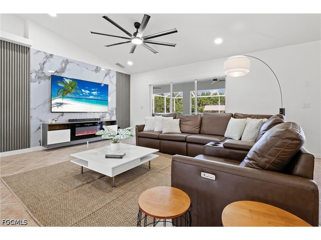 1801 Everest Parkway Cape Coral FL 33904 2026028931 image14