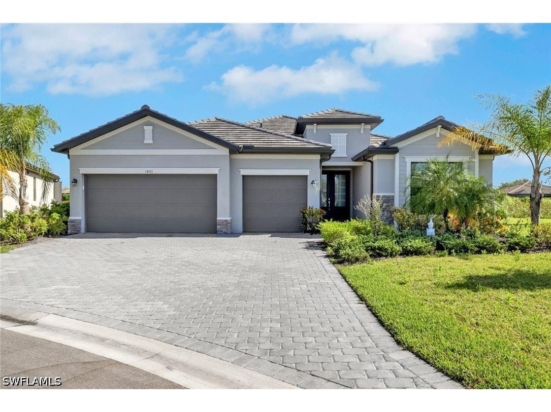 1801 Hagen Court Naples FL 34120 226015013 image1