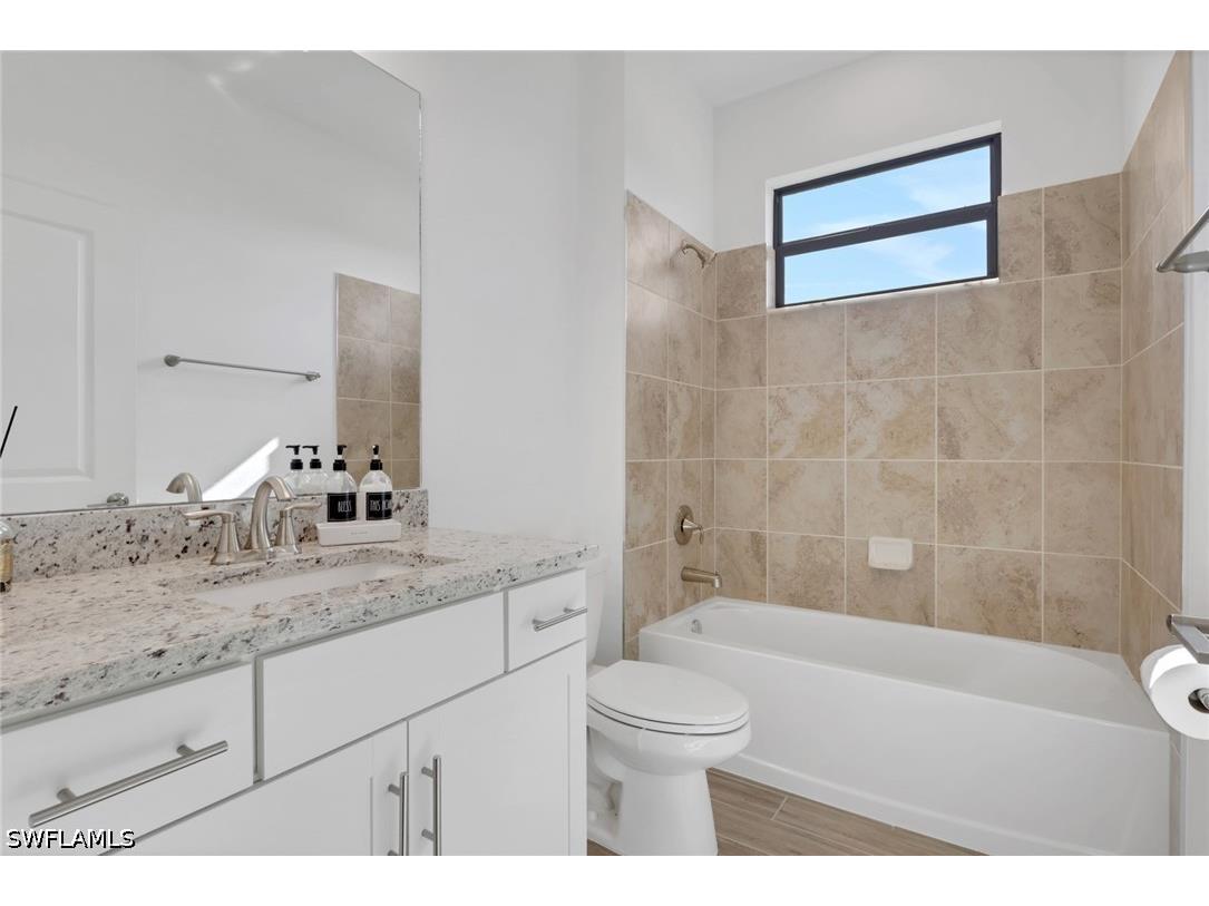 1801 Hagen Court Naples FL 34120 226015013 image16