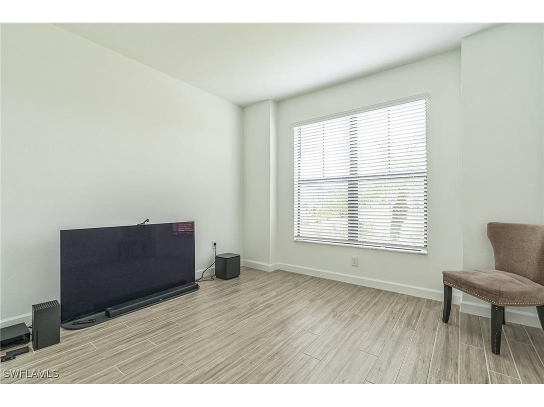 1801 Hagen Court Naples FL 34120 225060512 image5