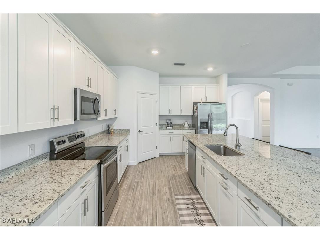 1801 Hagen Court Naples FL 34120 225060512 image8