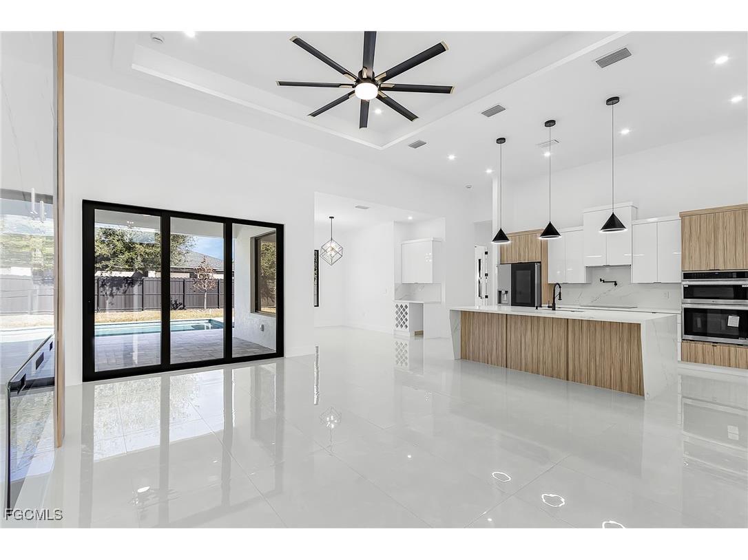 1801 SW 28th Lane Cape Coral FL 33914 2026004479 image10