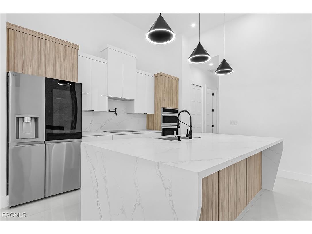 1801 SW 28th Lane Cape Coral FL 33914 2026004479 image11