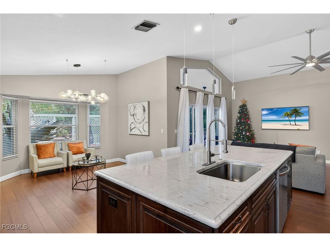 18015 Horseshoe Bay Circle Fort Myers FL 33967 2025025099 image12