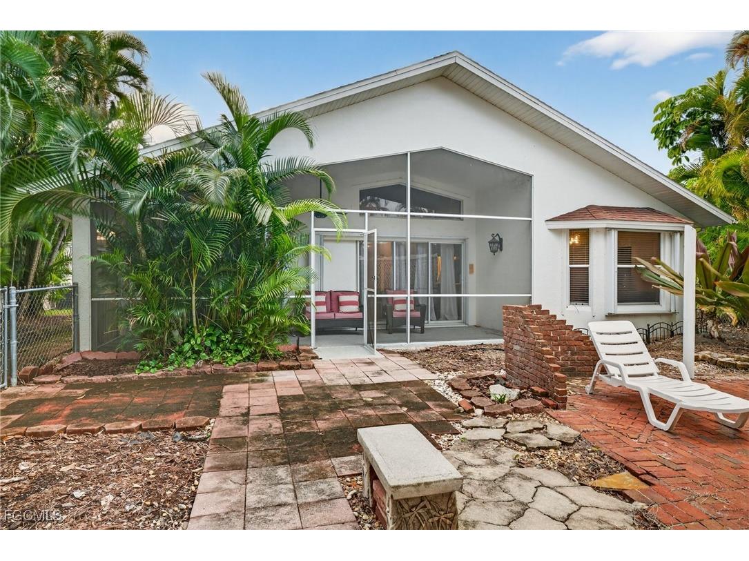 18015 Horseshoe Bay Circle Fort Myers FL 33967 2025025099 image23