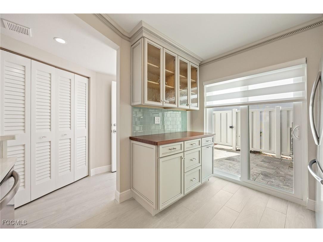 18016 San Carlos Boulevard #51 Fort Myers Beach FL 33931 2025018134 image14