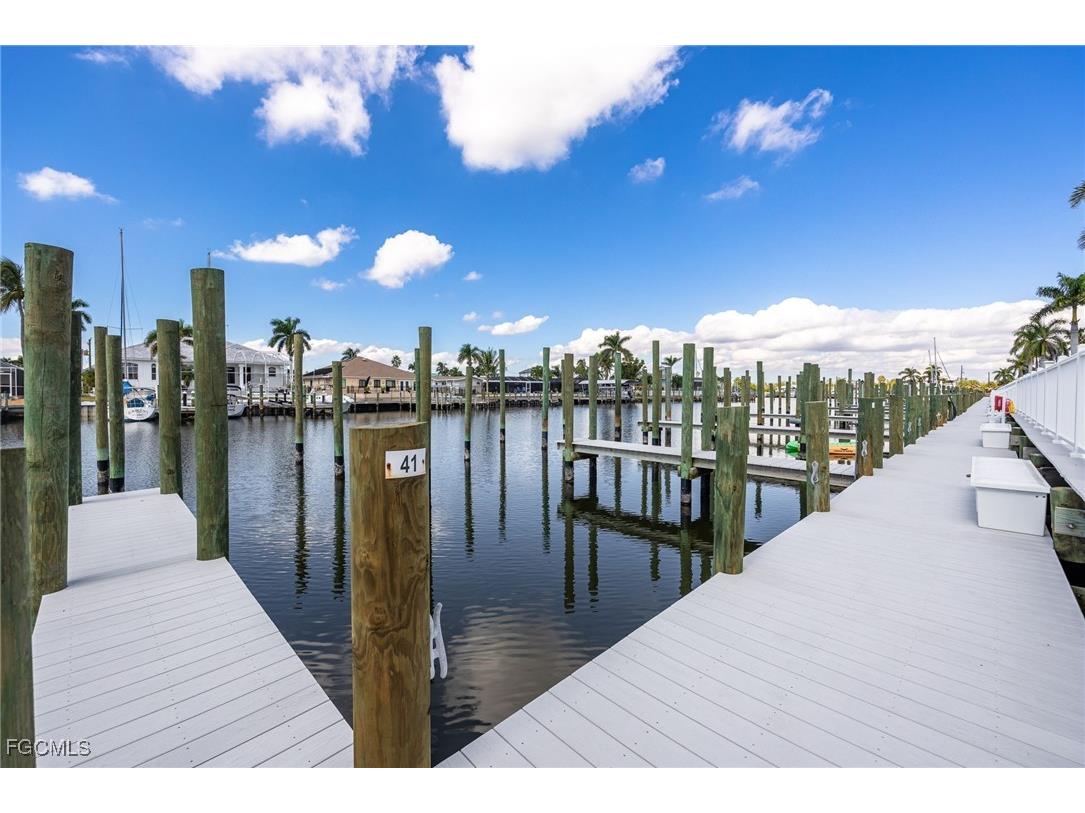 18016 San Carlos Boulevard #51 Fort Myers Beach FL 33931 2025018134 image34