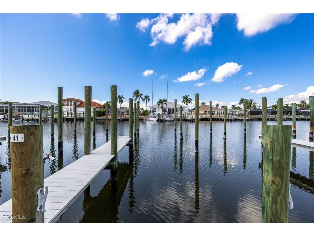 18016 San Carlos Boulevard #51 Fort Myers Beach FL 33931 2025018134 image35