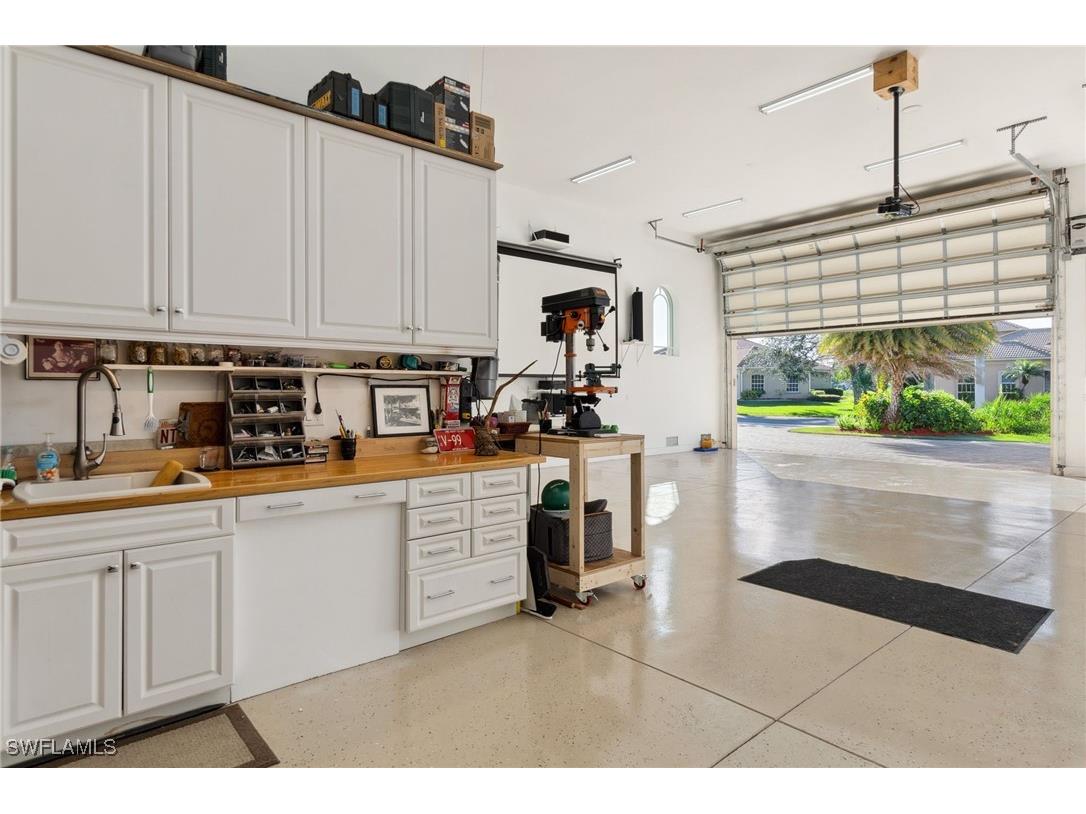 18018 Broadview Drive Naples FL 34114 225037682 image29