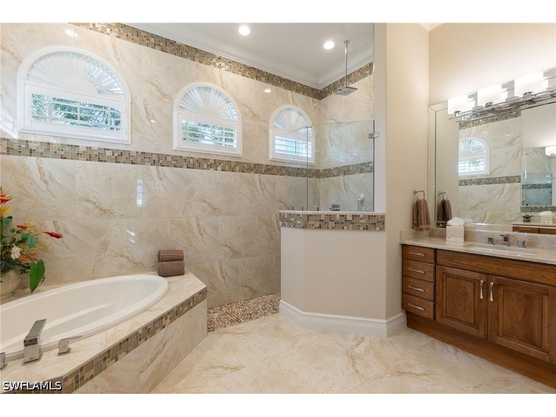 18018 Broadview Drive Naples FL 34114 226024829 image21