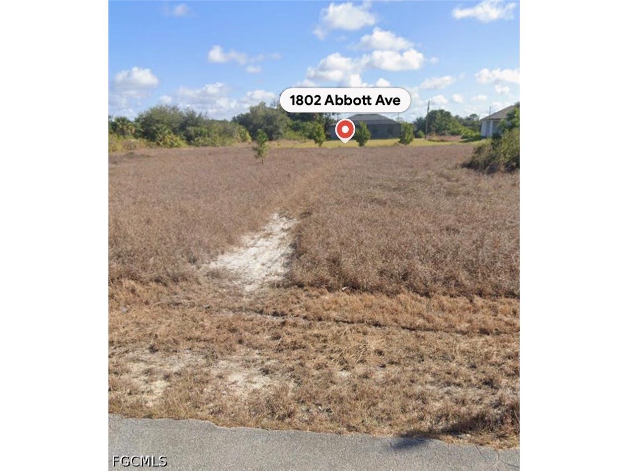 1802 Abbott Avenue Lehigh Acres FL 33972 2026026429 image3