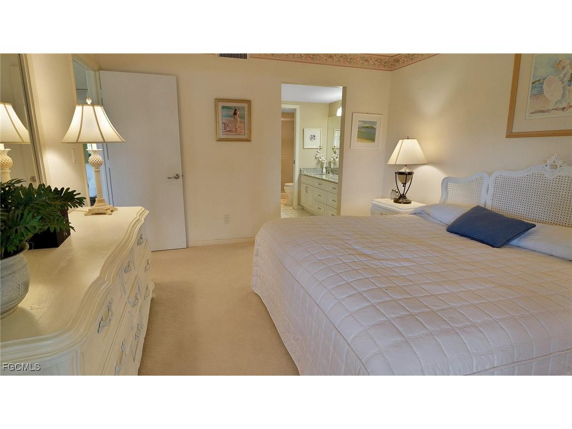 1802 Kings Lake Boulevard #105 Naples FL 34112 2025018197 image25