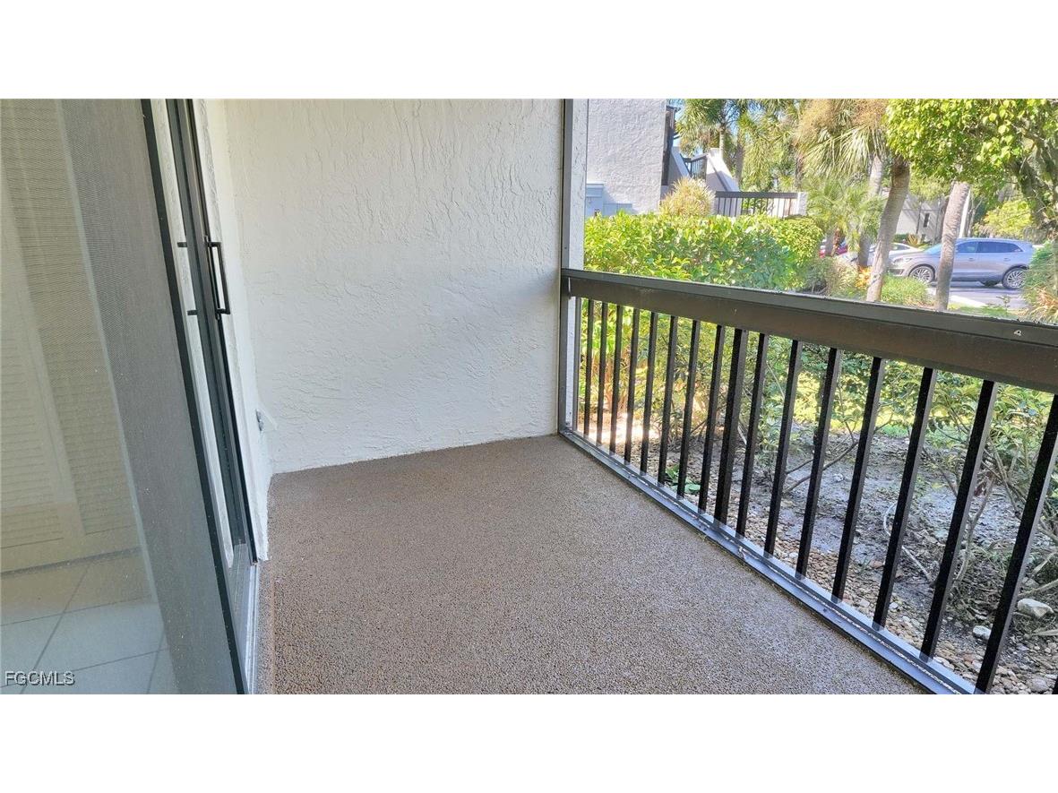 1802 Kings Lake Boulevard #105 Naples FL 34112 2025018197 image3