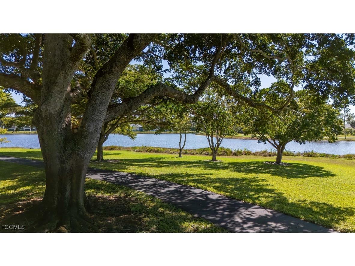 1802 Kings Lake Boulevard #105 Naples FL 34112 2025018197 image37