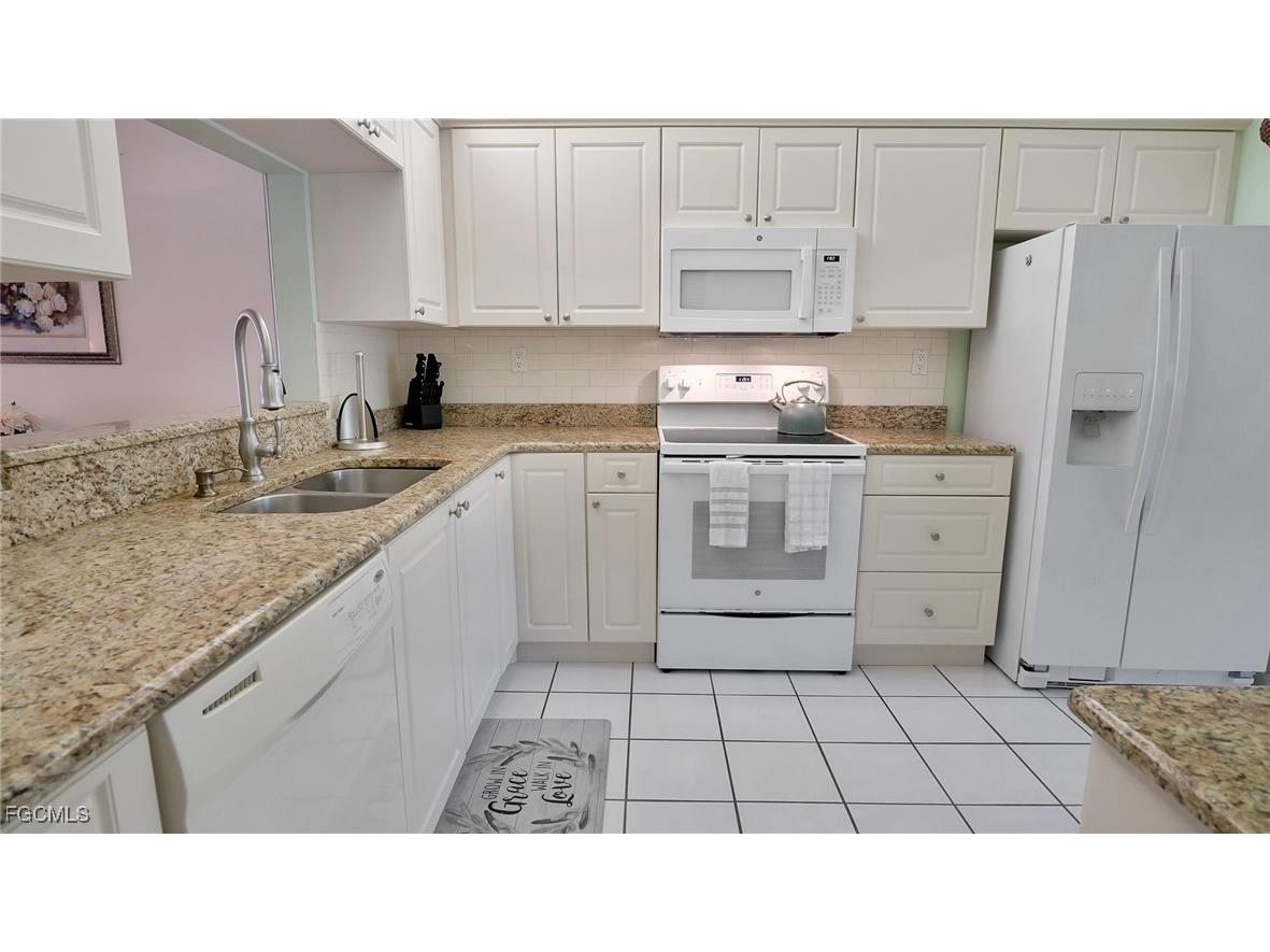 1802 Kings Lake Boulevard #105 Naples FL 34112 2025018197 image7