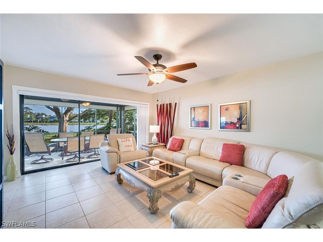 1802 Kings Lake Boulevard #2-101 Naples FL 34112 226010523 image1
