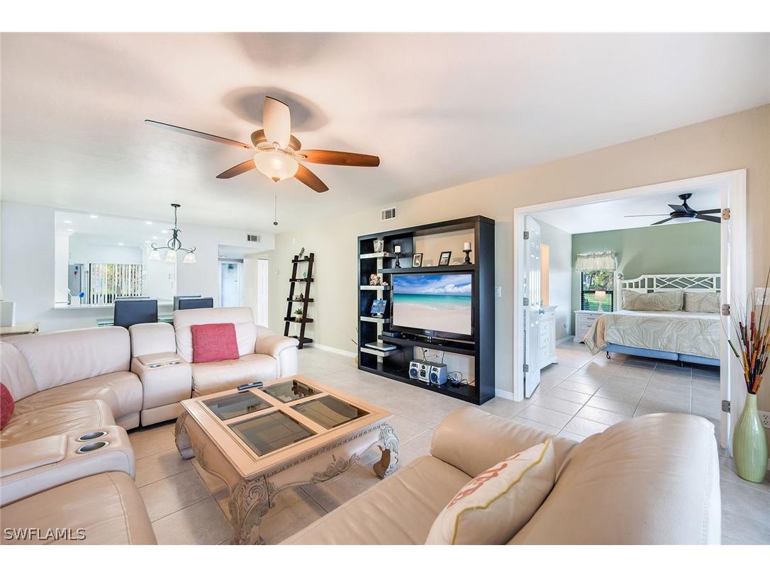 1802 Kings Lake Boulevard #2-101 Naples FL 34112 226010523 image10