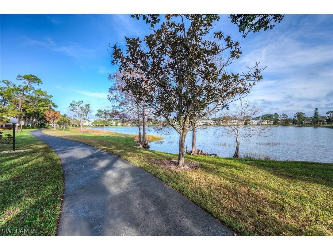 1802 Kings Lake Boulevard #2-101 Naples FL 34112 226010523 image28