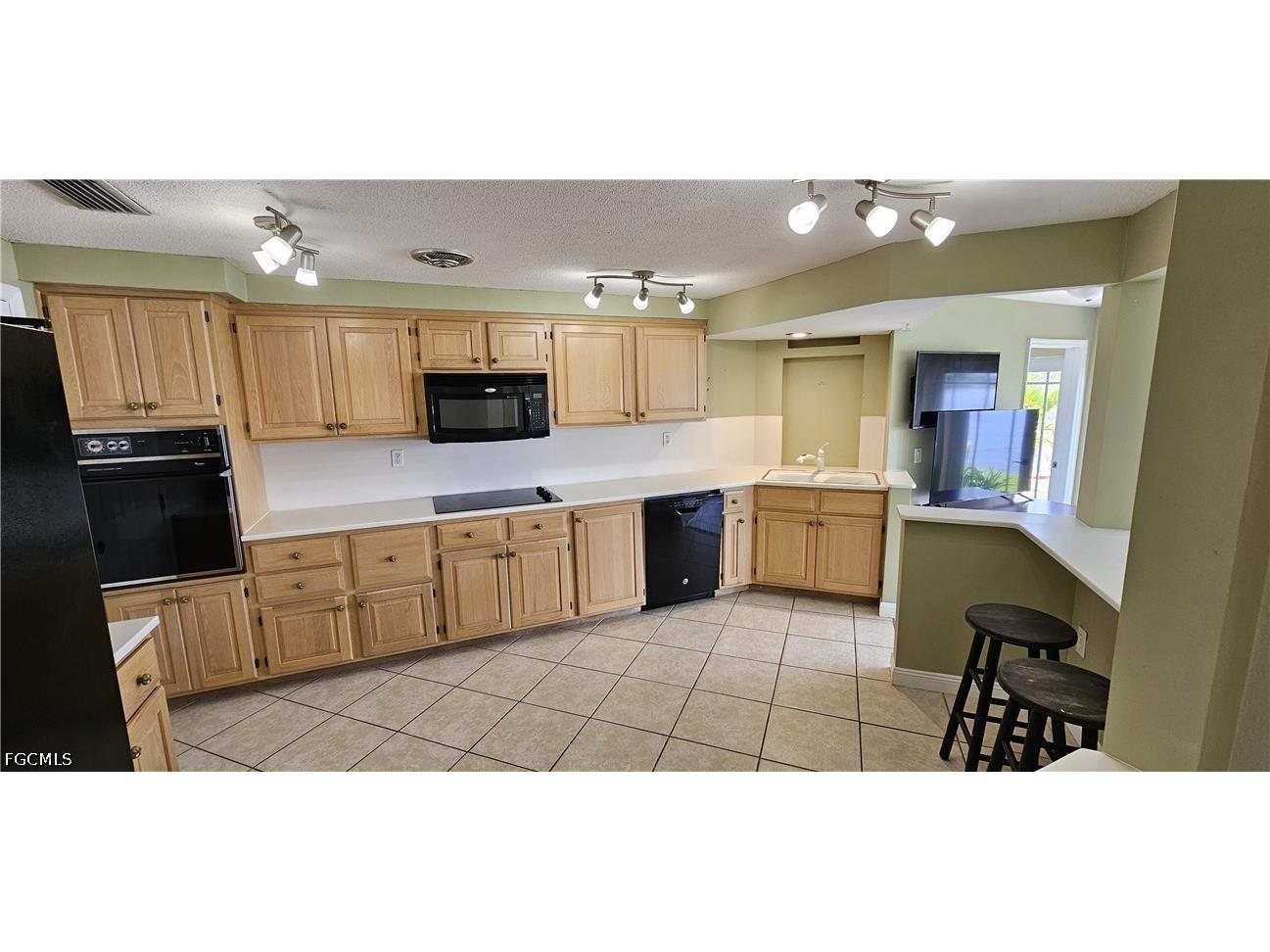 1802 Lakeview Boulevard North Fort Myers FL 33903 2026020259 image17