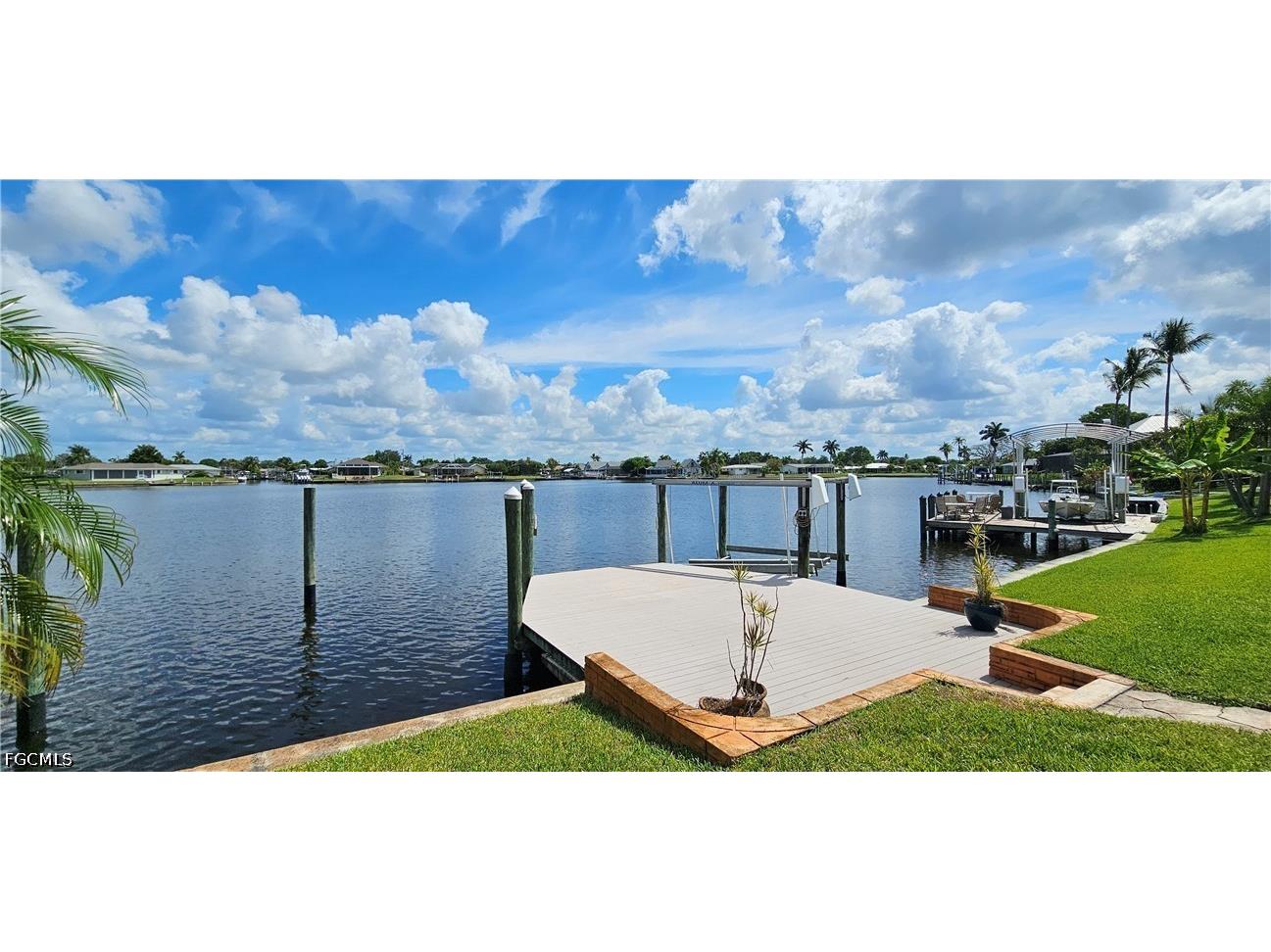 1802 Lakeview Boulevard North Fort Myers FL 33903 2026020259 image5