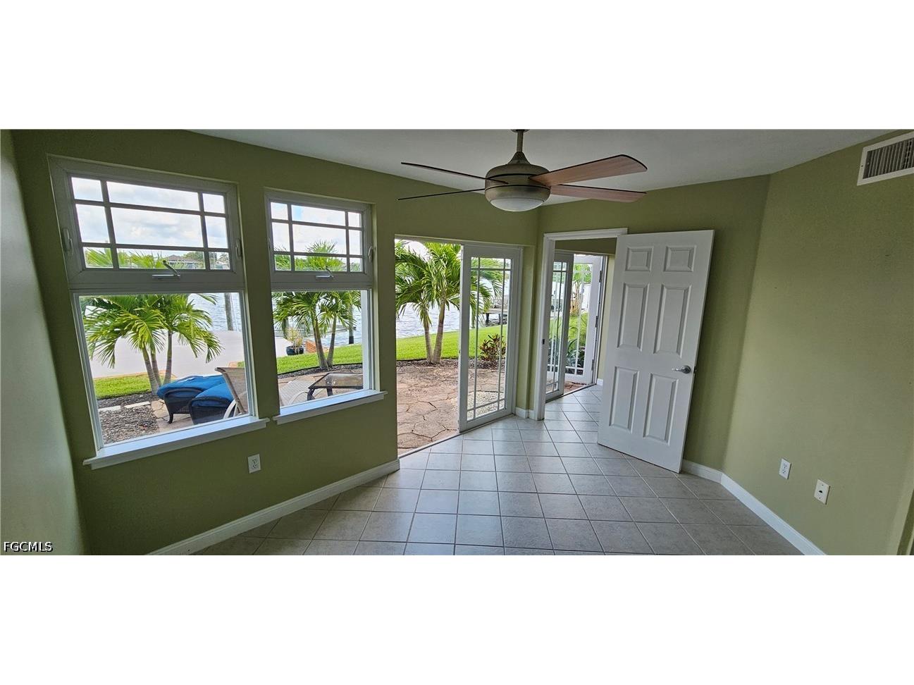 1802 Lakeview Boulevard North Fort Myers FL 33903 2026020259 image7