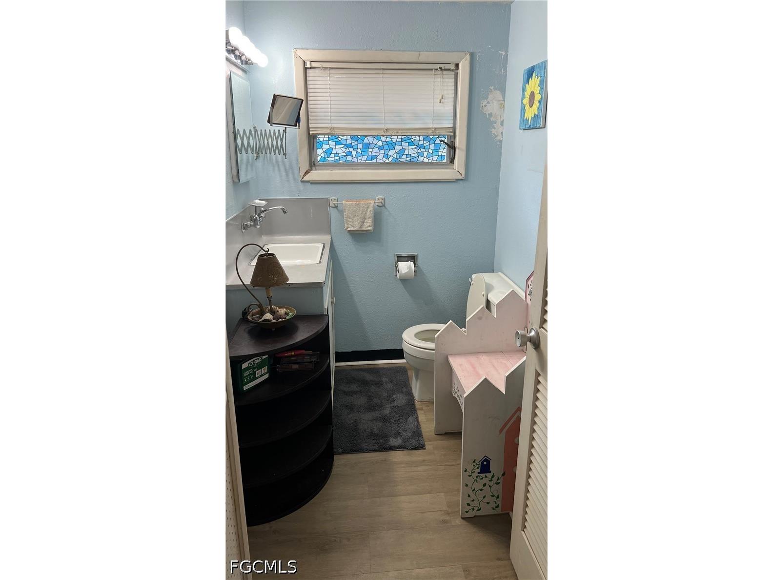 1802 Marilyn Drive North Fort Myers FL 33917 2026023619 image8