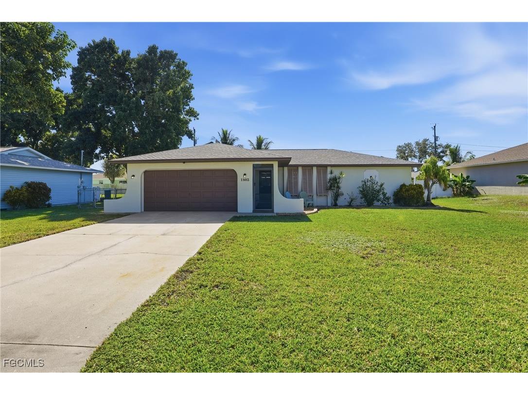 1802 NE 22nd Terrace Cape Coral FL 33909 2025019654 image1
