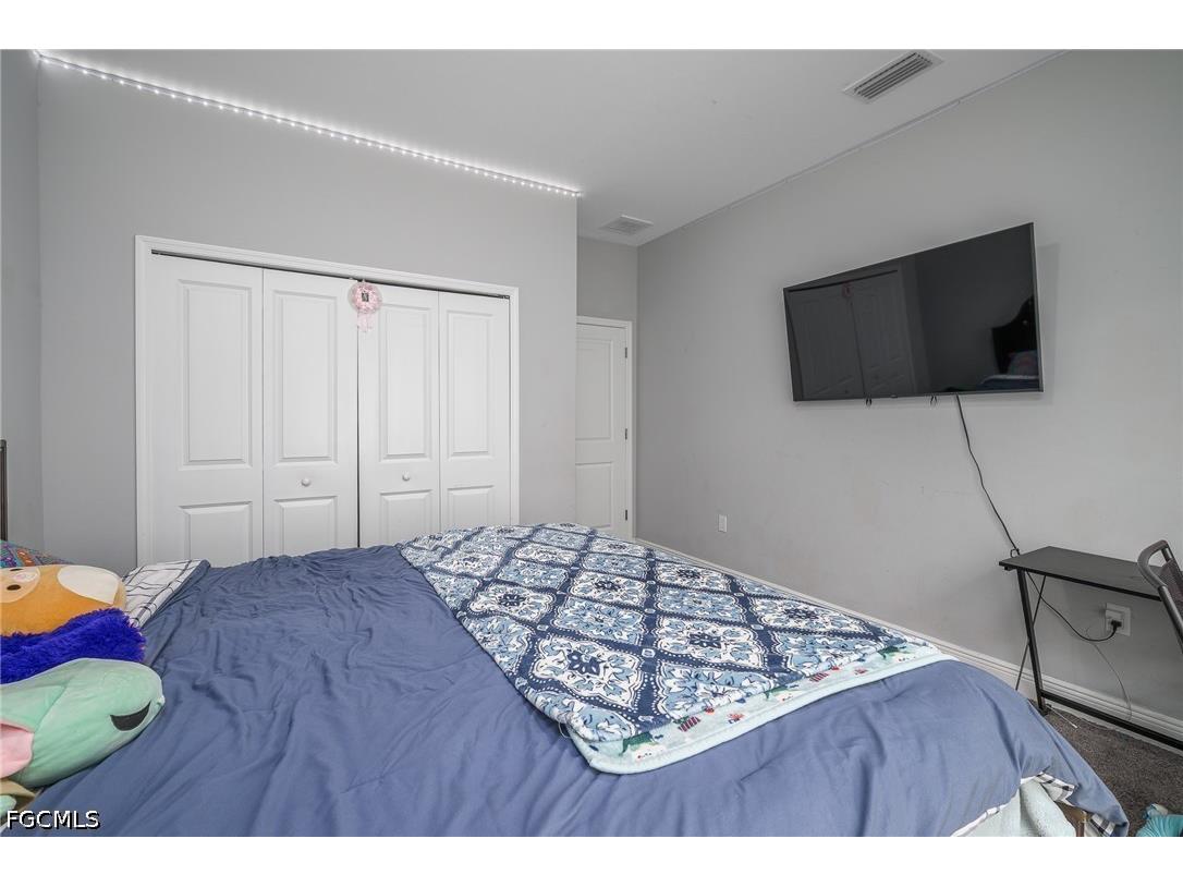 1802 NW 20th Terrace Cape Coral FL 33993 2026021401 image11