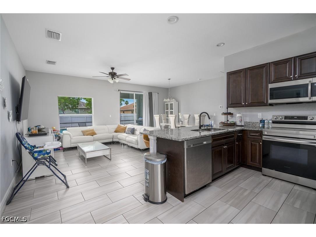 1802 NW 20th Terrace Cape Coral FL 33993 2026021401 image4
