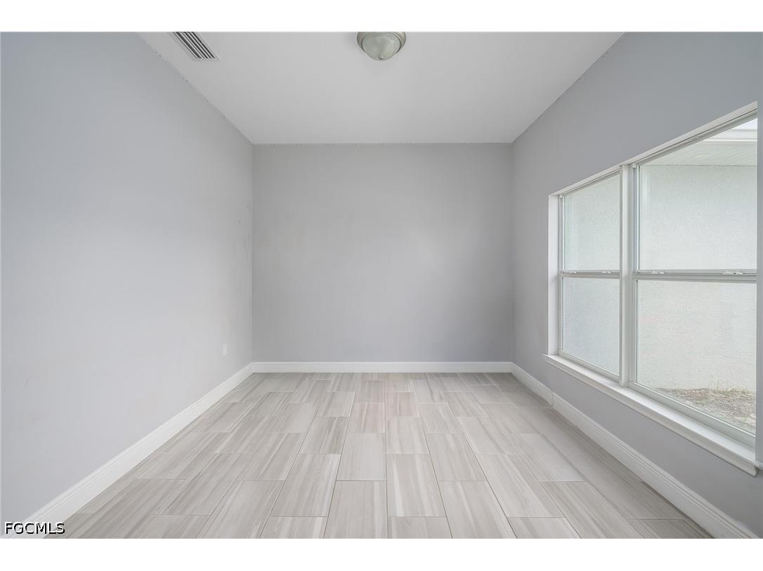 1802 NW 20th Terrace Cape Coral FL 33993 2026021401 image9