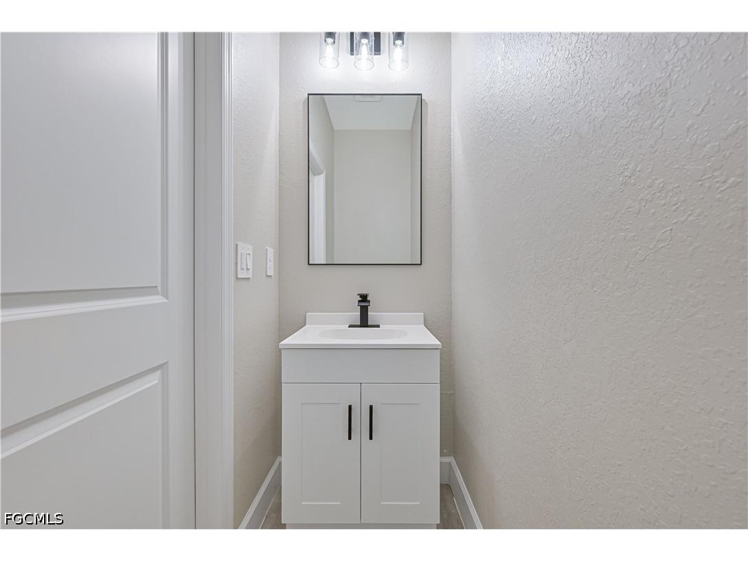 1802 NW 31st Place Cape Coral FL 33993 2026016680 image17
