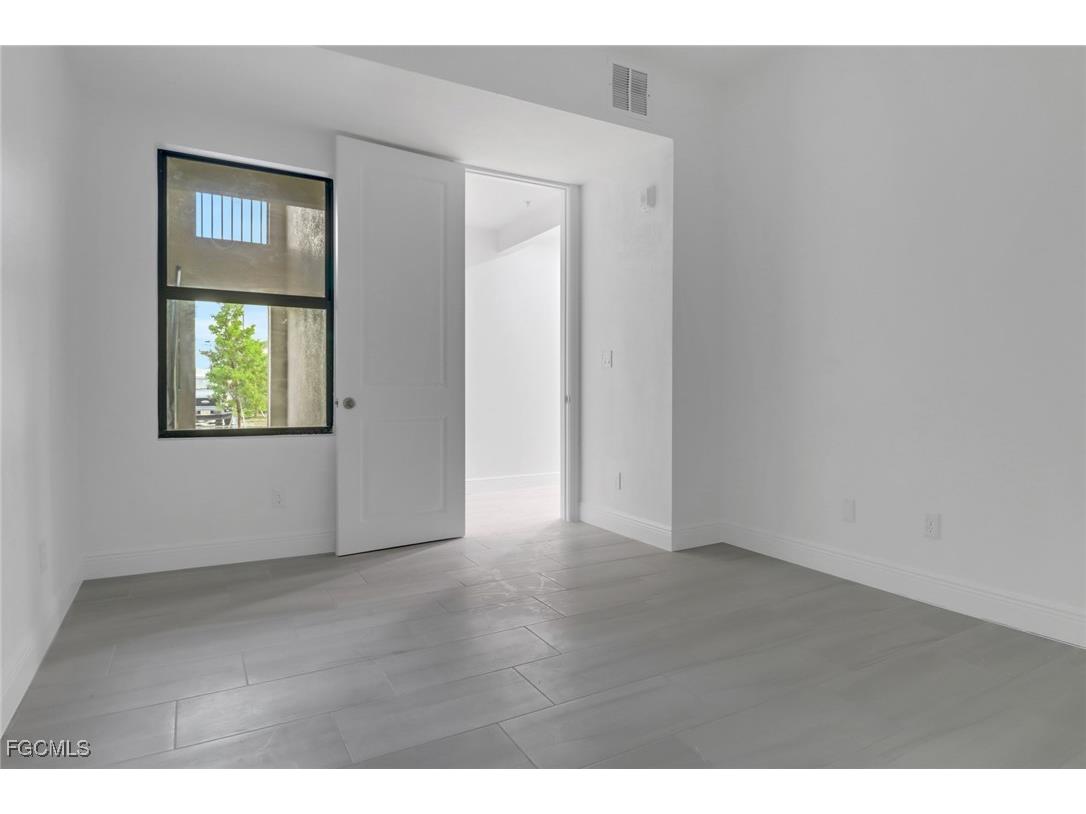 1802 Samantha Gayle Way #105 Cape Coral FL 33914 2025008637 image13