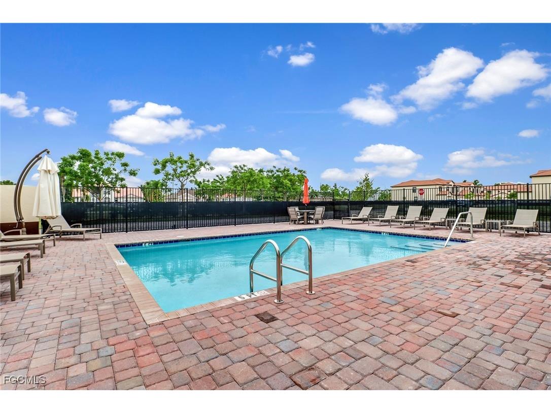 1802 Samantha Gayle Way #105 Cape Coral FL 33914 2025008637 image19
