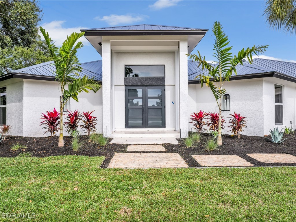 1803 Imperial Golf Co Boulevard Naples FL 34110 226002980 image2