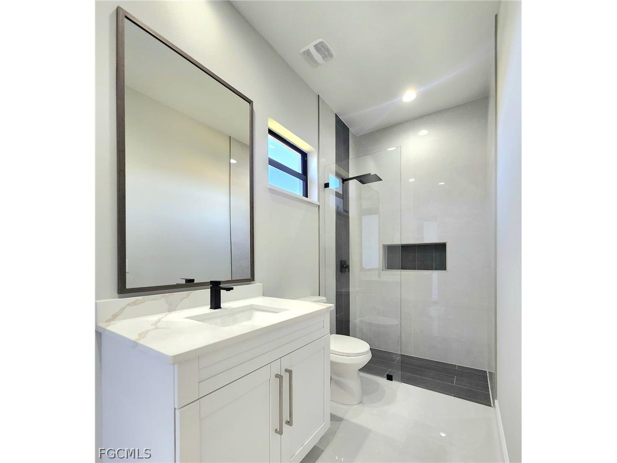 1803 NW 38th Place Cape Coral FL 33993 2026013155 image33