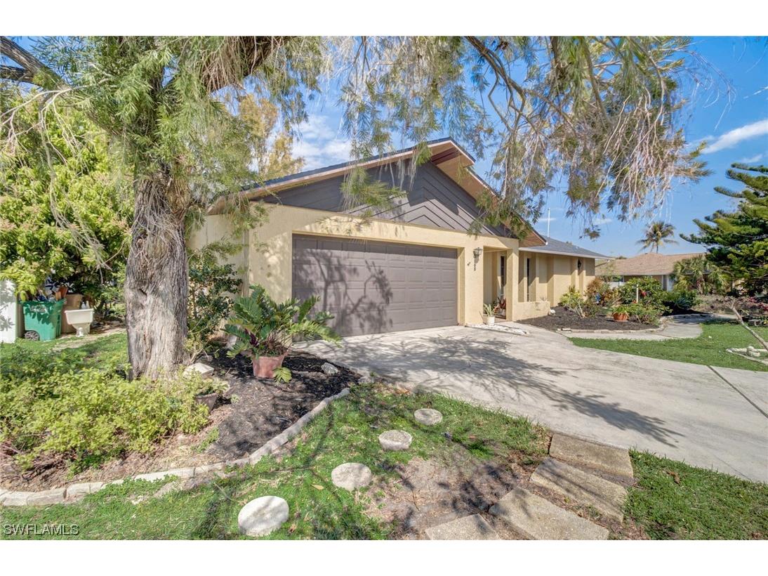 1803 Viscaya Parkway Cape Coral FL 33990 224013032 image1