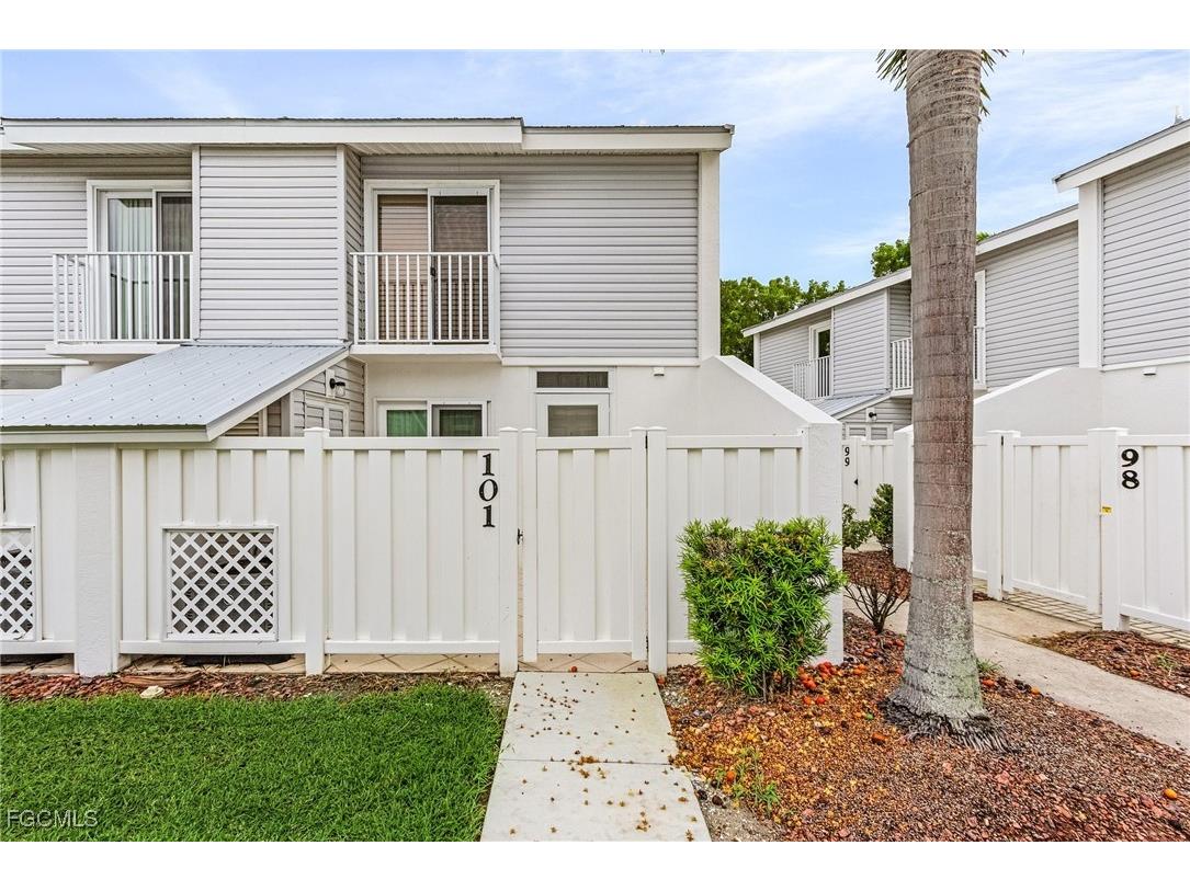 18034 San Carlos Boulevard #101 Fort Myers Beach FL 33931 2025010973 image1