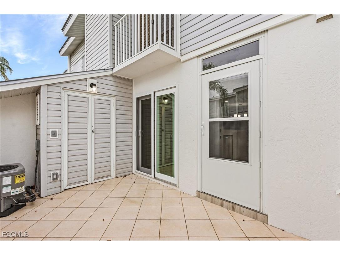 18034 San Carlos Boulevard #101 Fort Myers Beach FL 33931 2025010973 image2