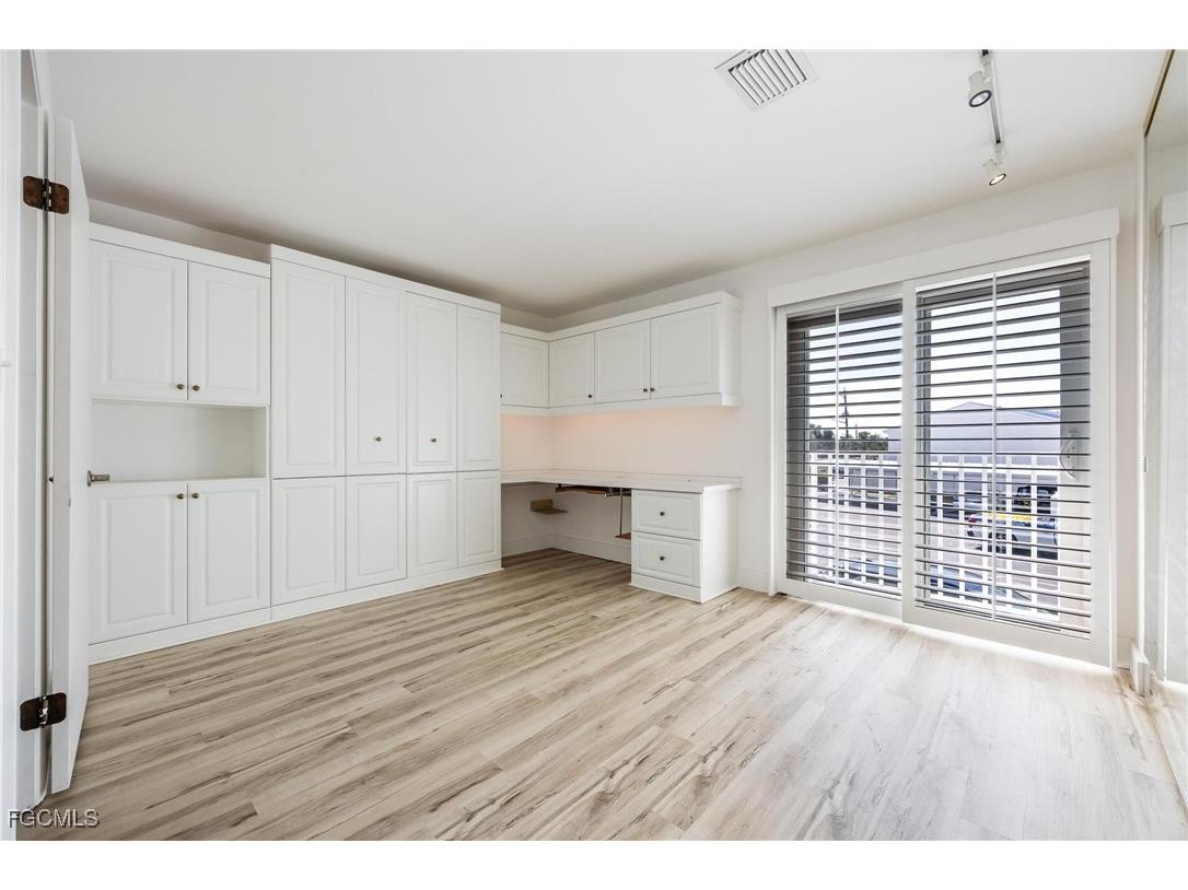 18038 San Carlos Boulevard #113 Fort Myers Beach FL 33931 2025019124 image20