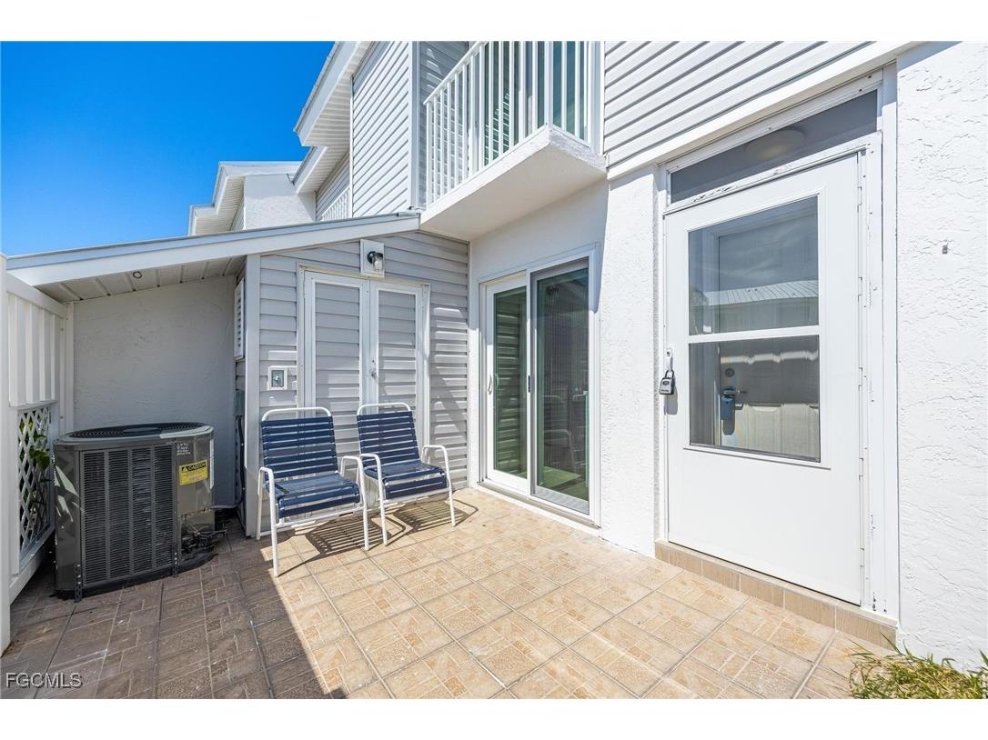 18038 San Carlos Boulevard #113 Fort Myers Beach FL 33931 2025019124 image6