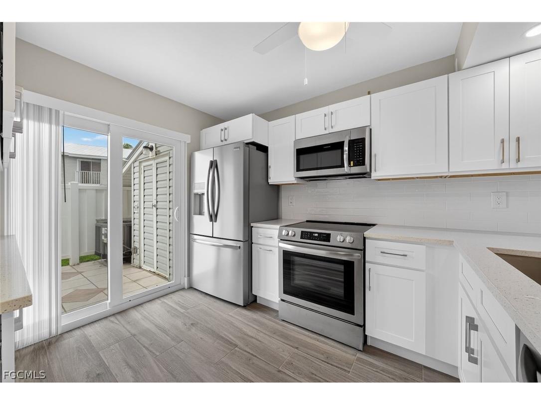 18038 San Carlos Boulevard #115 Fort Myers Beach FL 33931 2026005799 image8