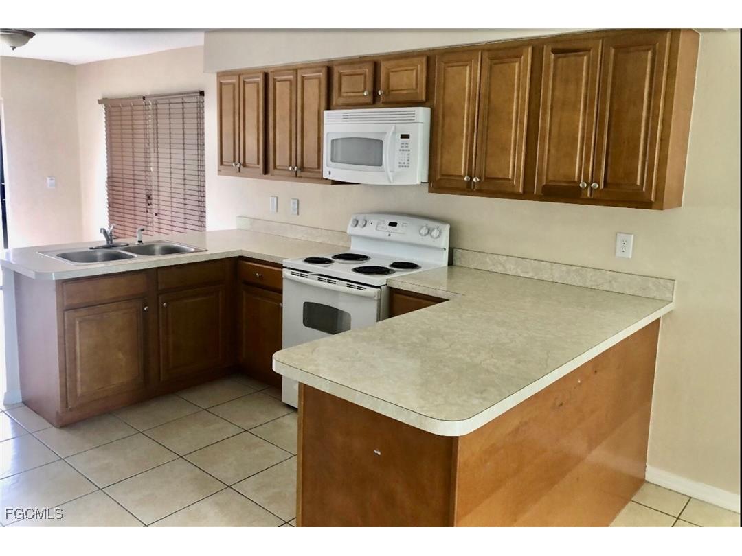 1804 SW 21st Lane Cape Coral FL 33991 2025023501 image4