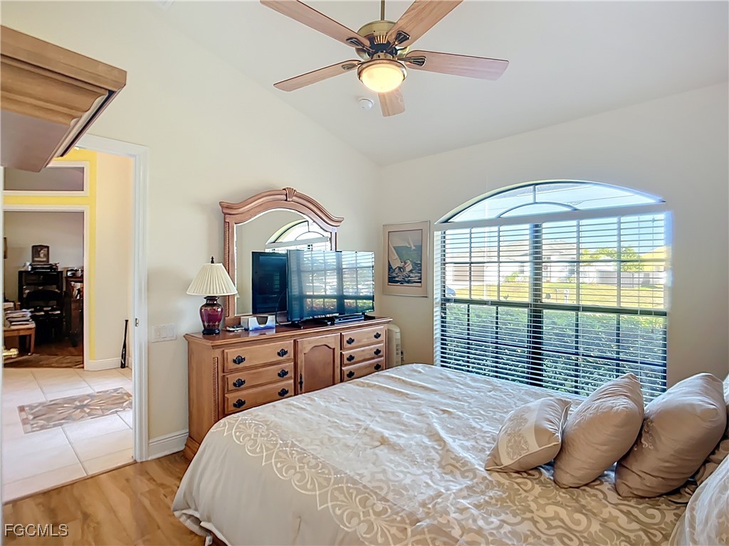 1804 SW 2nd Street Cape Coral FL 33991 2026000823 image18