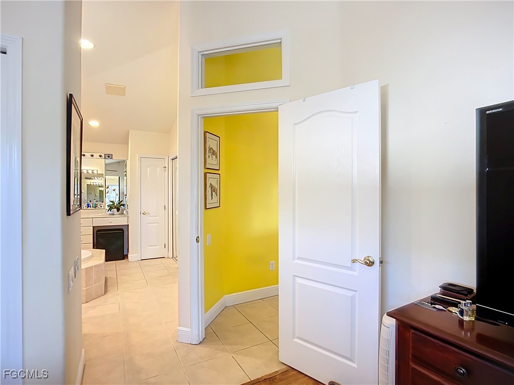 1804 SW 2nd Street Cape Coral FL 33991 2026000823 image25