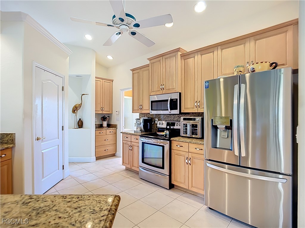 1804 SW 2nd Street Cape Coral FL 33991 2026000823 image3