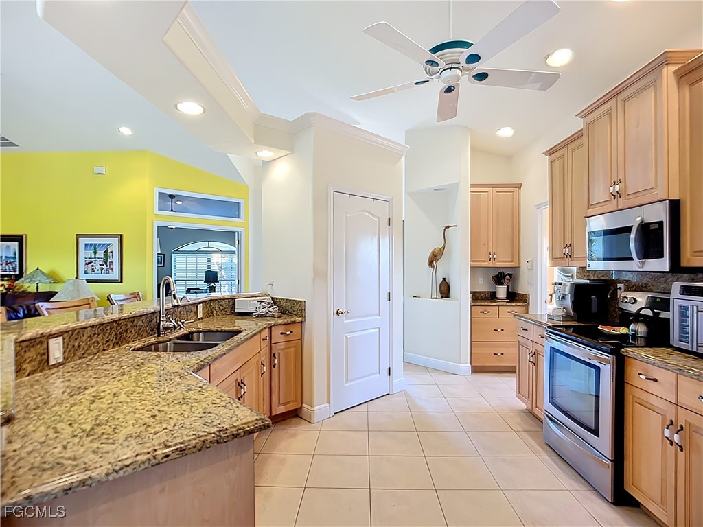 1804 SW 2nd Street Cape Coral FL 33991 2026000823 image6